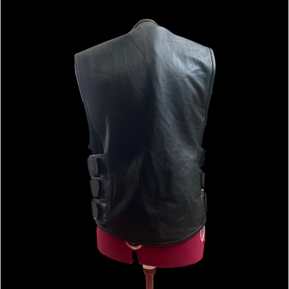 Classic Leather Gear motorcycle Jacket (like new) - Picture 2 of 5